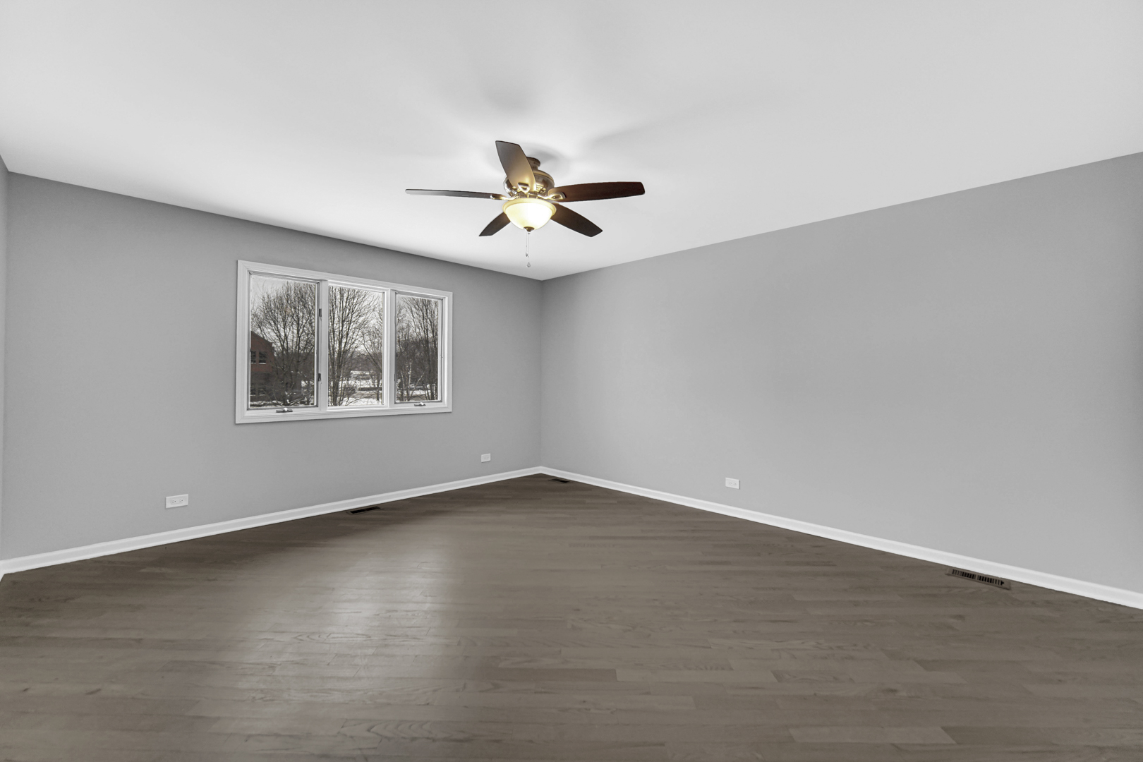 7225 Clarendon Hills Road Property Photo 21