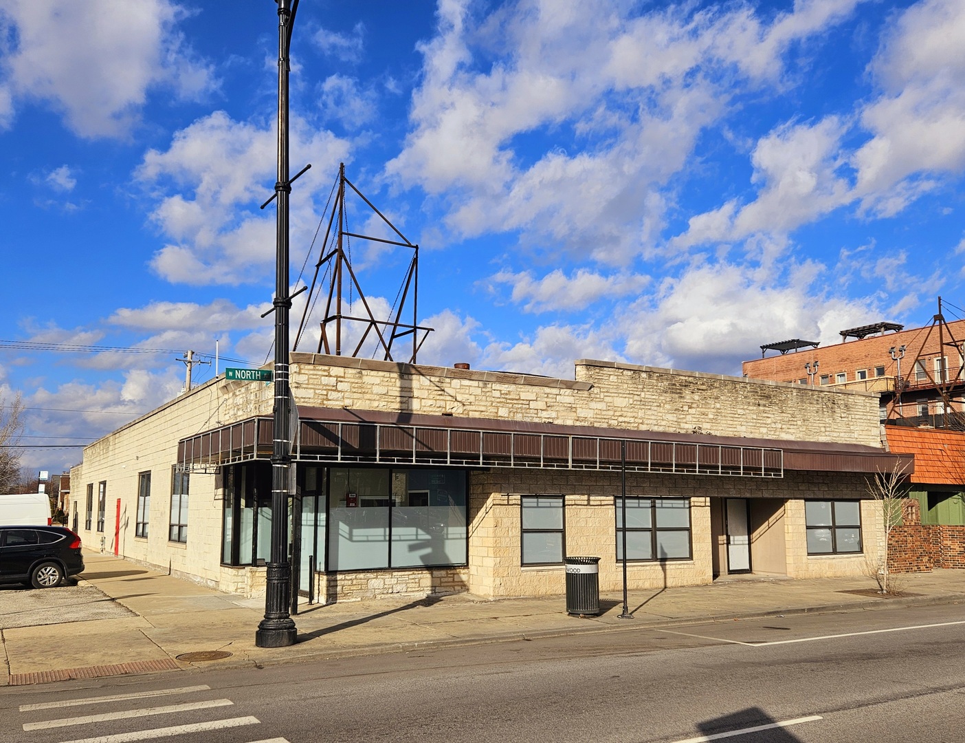 6924 W North Avenue Property Photo 1