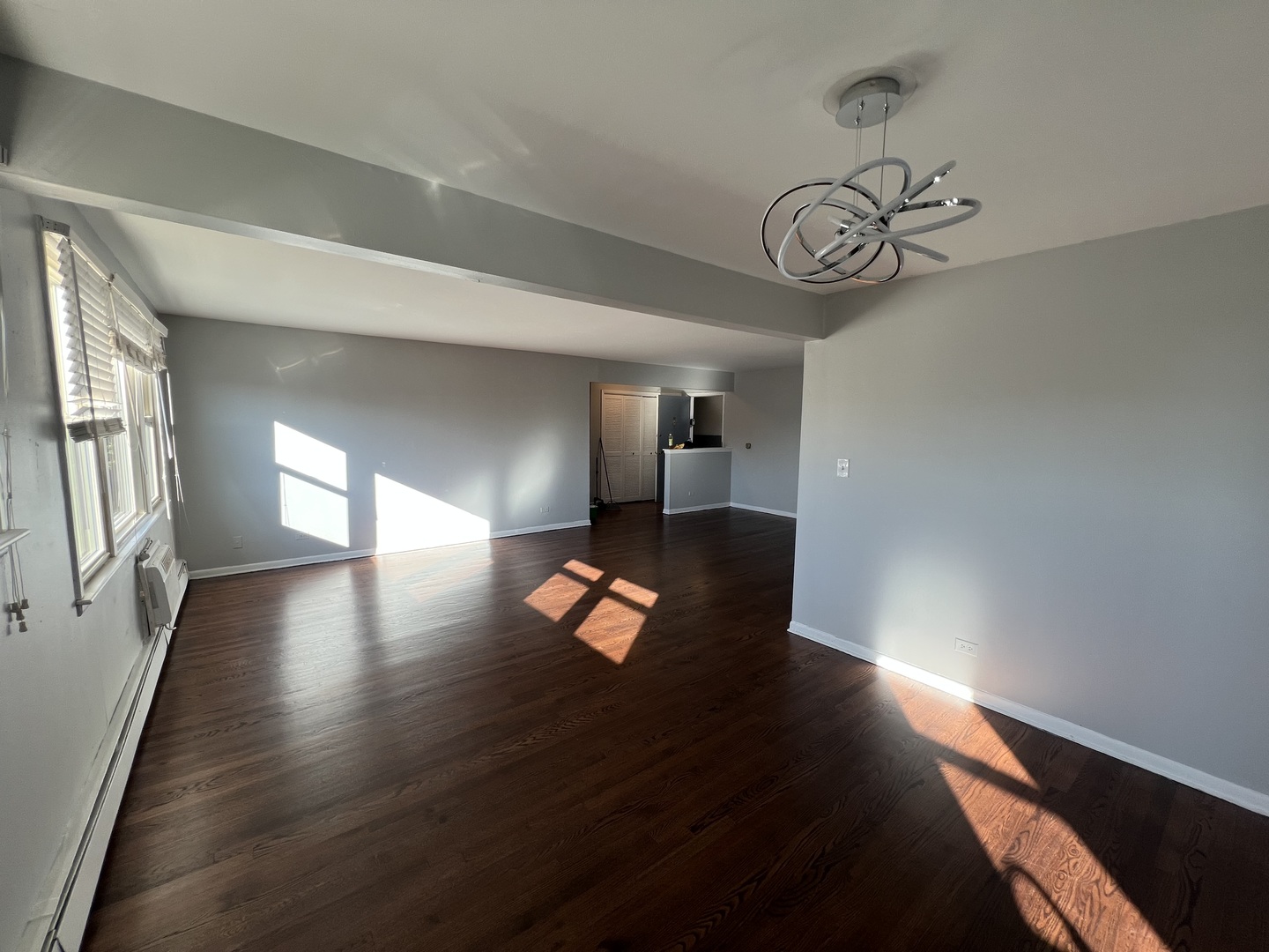 8644 Skokie Boulevard Property Photo 5