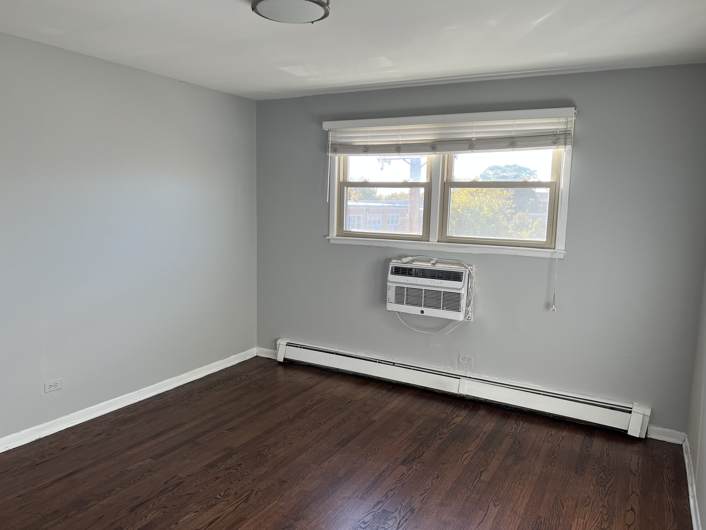 8644 Skokie Boulevard Property Photo 7