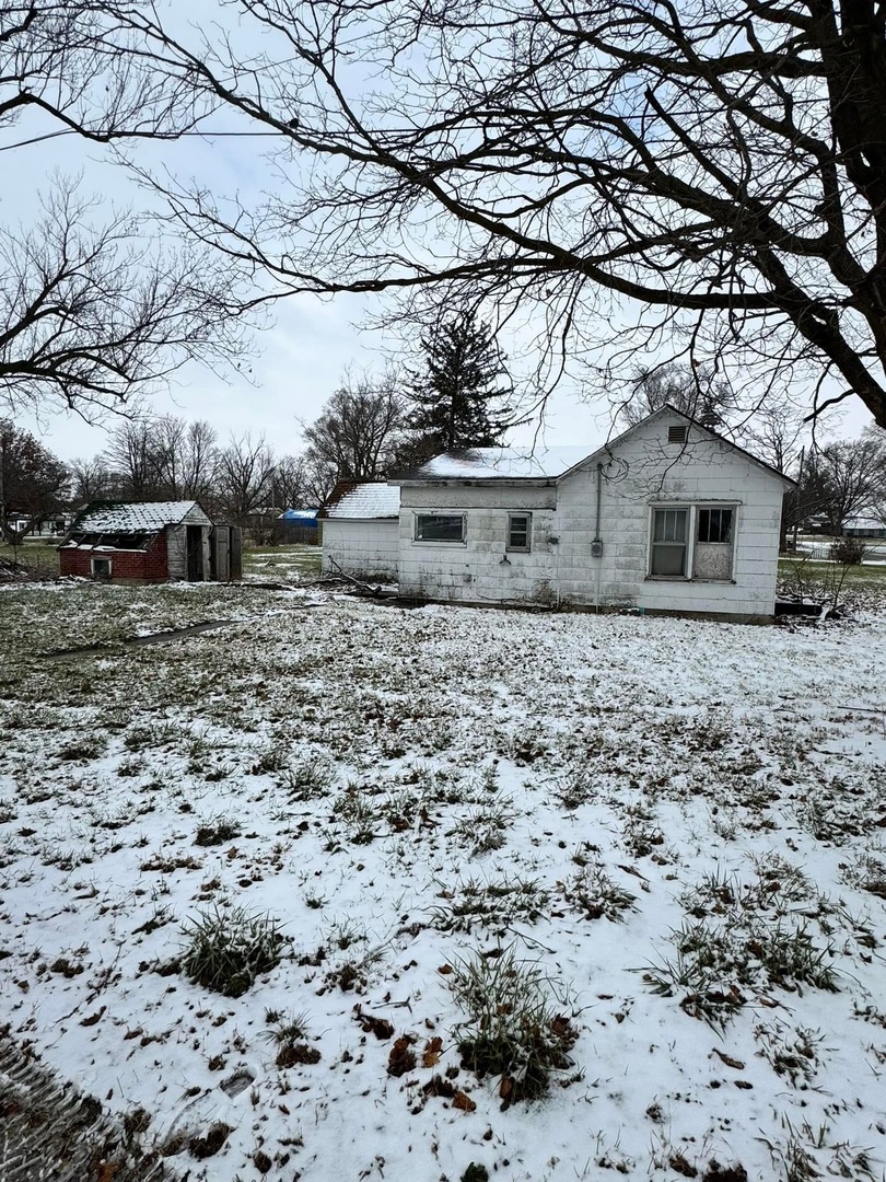 200 N Elm Street Property Photo 2
