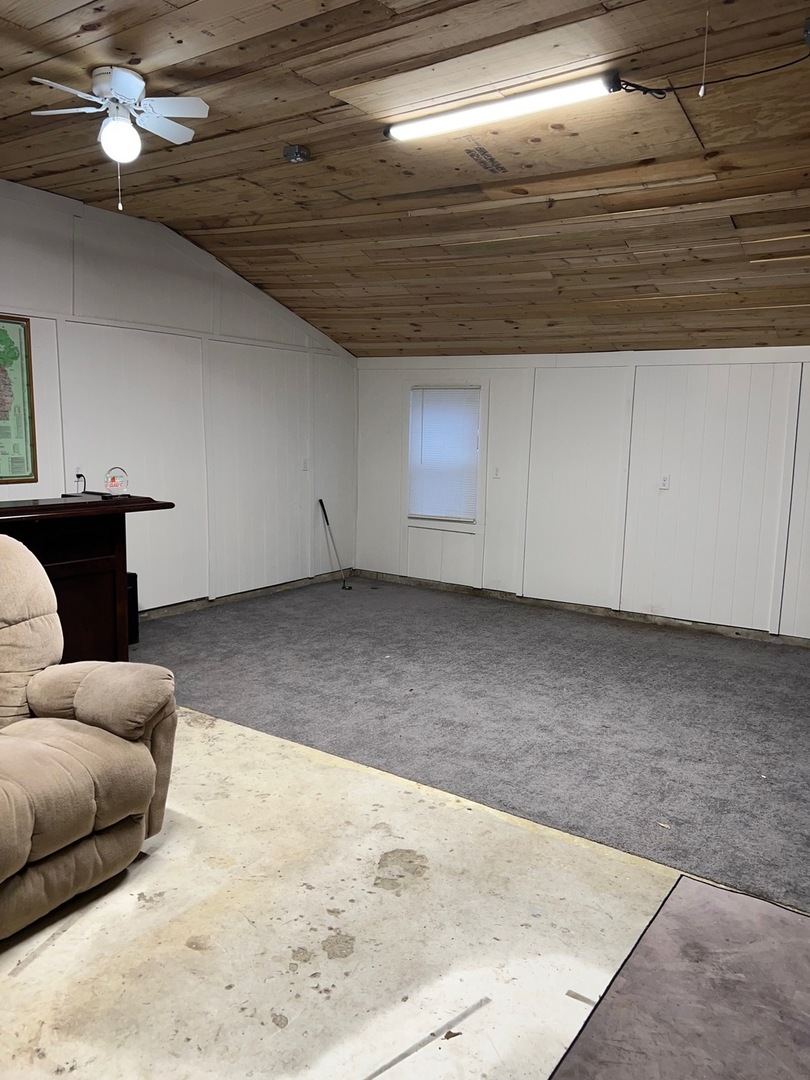 1020 W Monroe Street Property Photo 3