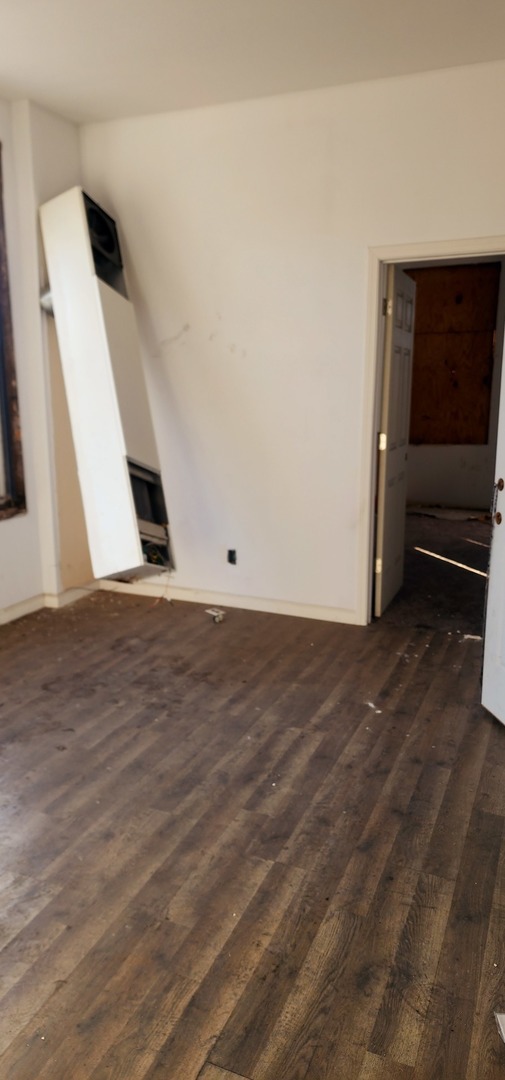 1621 S Lawndale Avenue Property Photo 8