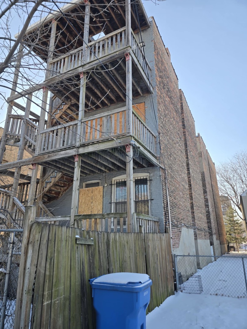 1621 S Lawndale Avenue Property Photo 21