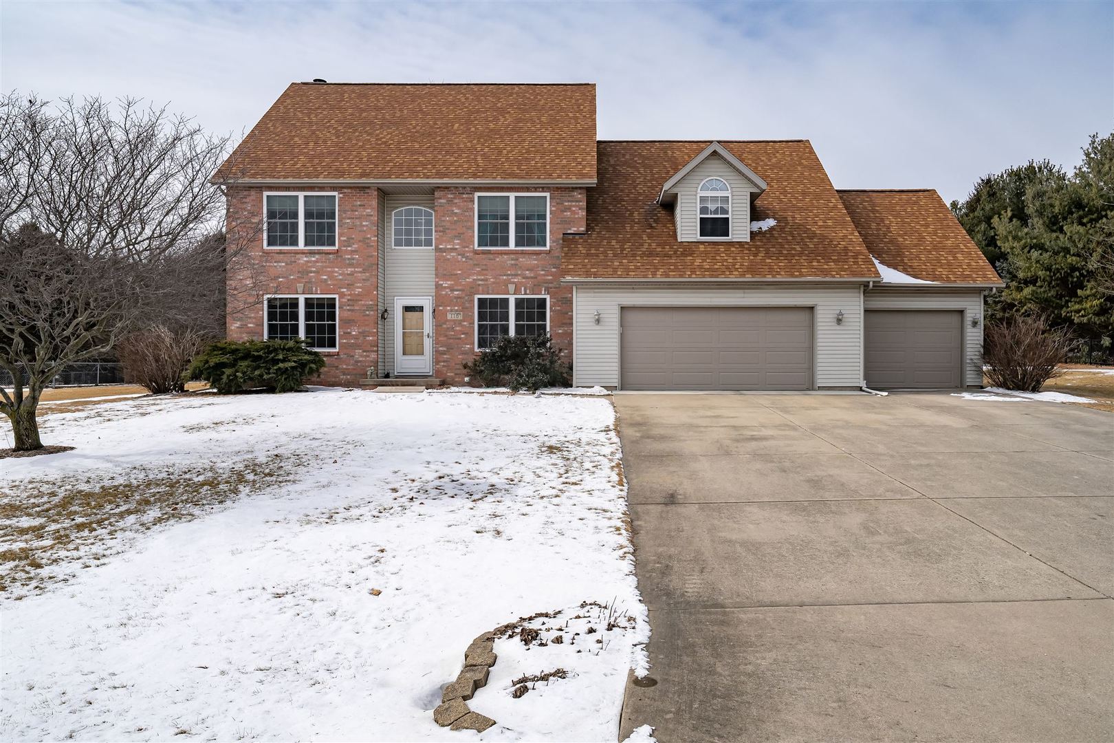 Heyworth Real Estate Listings Main Image