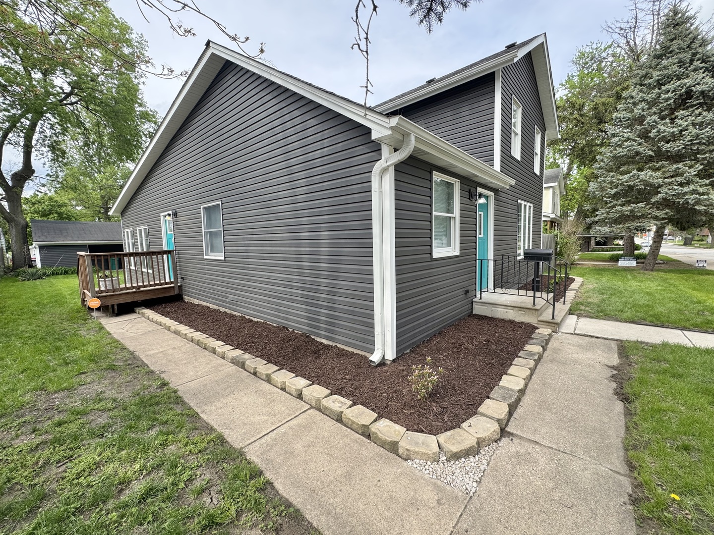 614 E Baltimore Street Property Photo 3