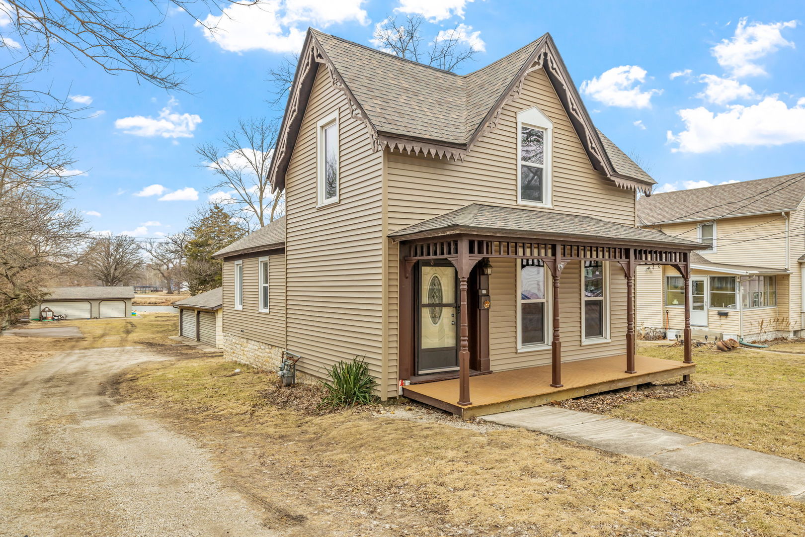 528 S Water Street Property Photo