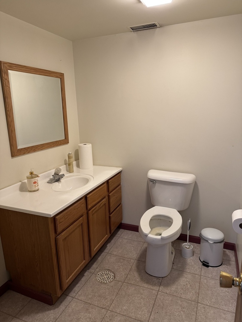 122 W Page Street Property Photo 5