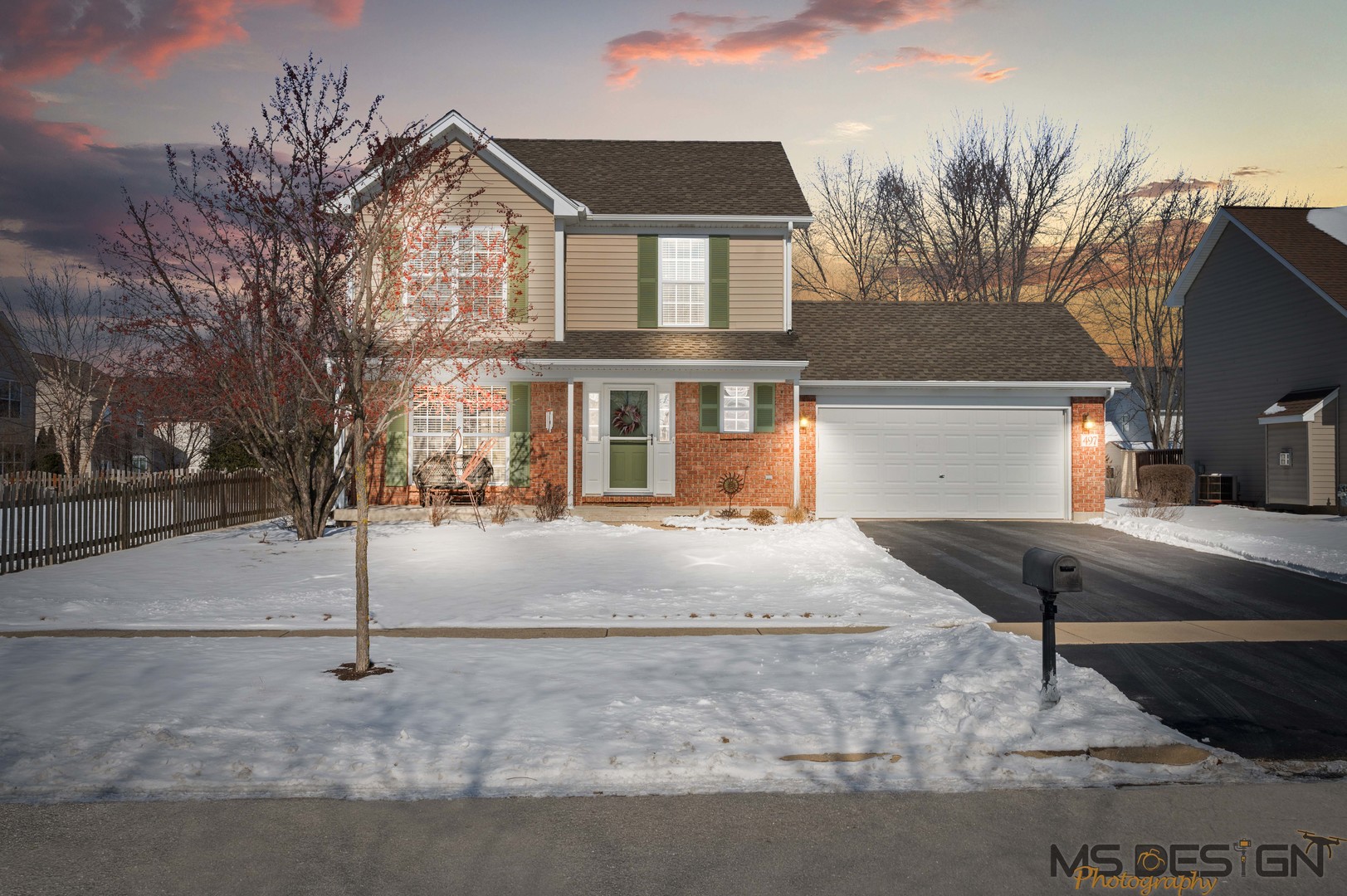 497 Turnbury Ct E Property Photo