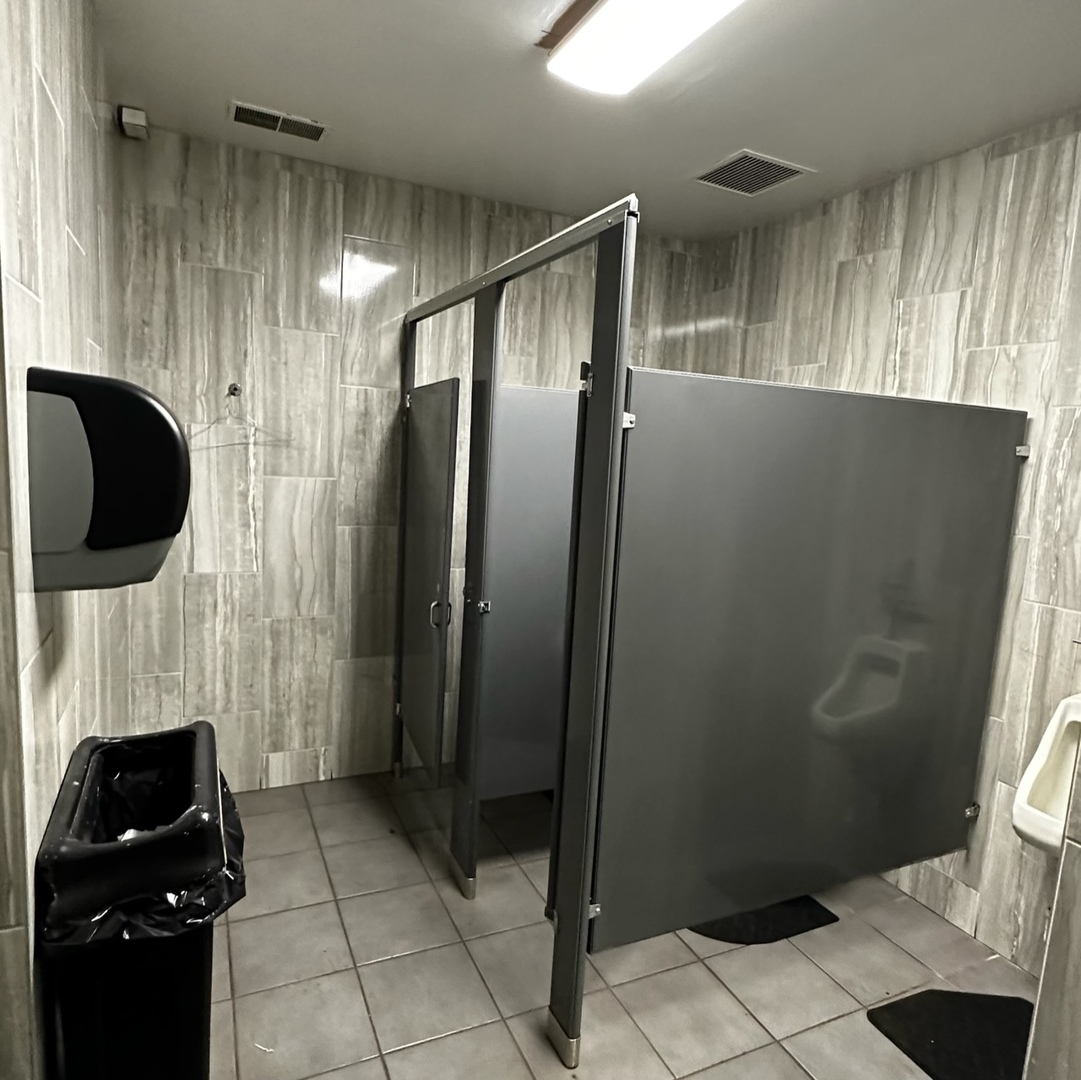 1005 Geneva Street Property Photo 6
