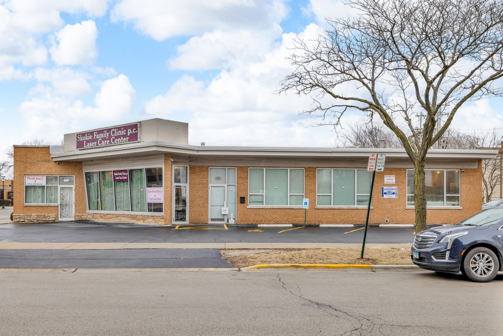 8301 Skokie Boulevard Property Photo 1
