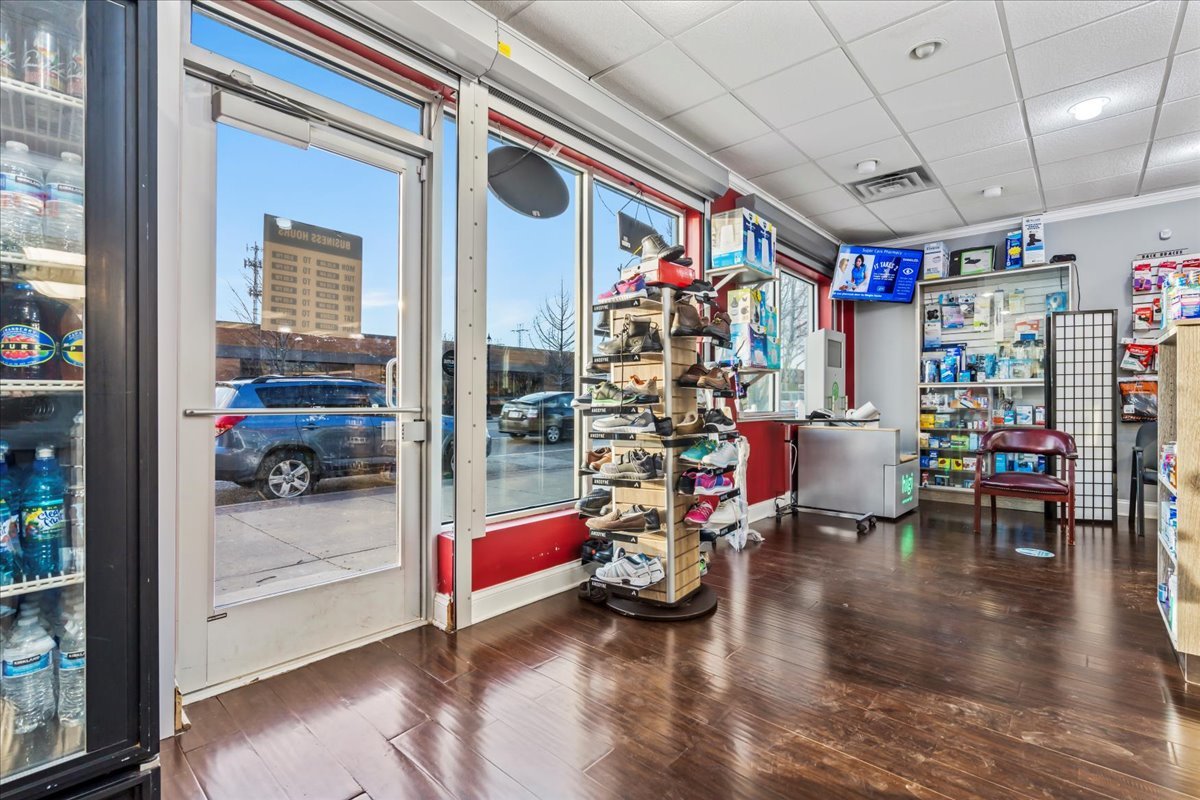 8301 Skokie Boulevard Property Photo 42