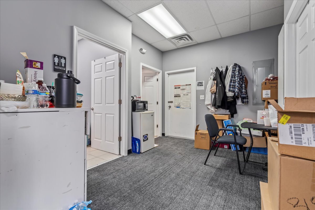 8301 Skokie Boulevard Property Photo 43