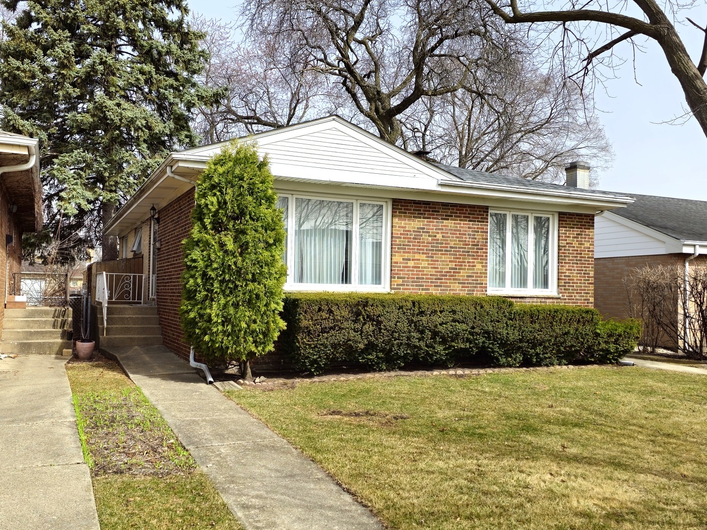 3806 Keeney Street Property Photo