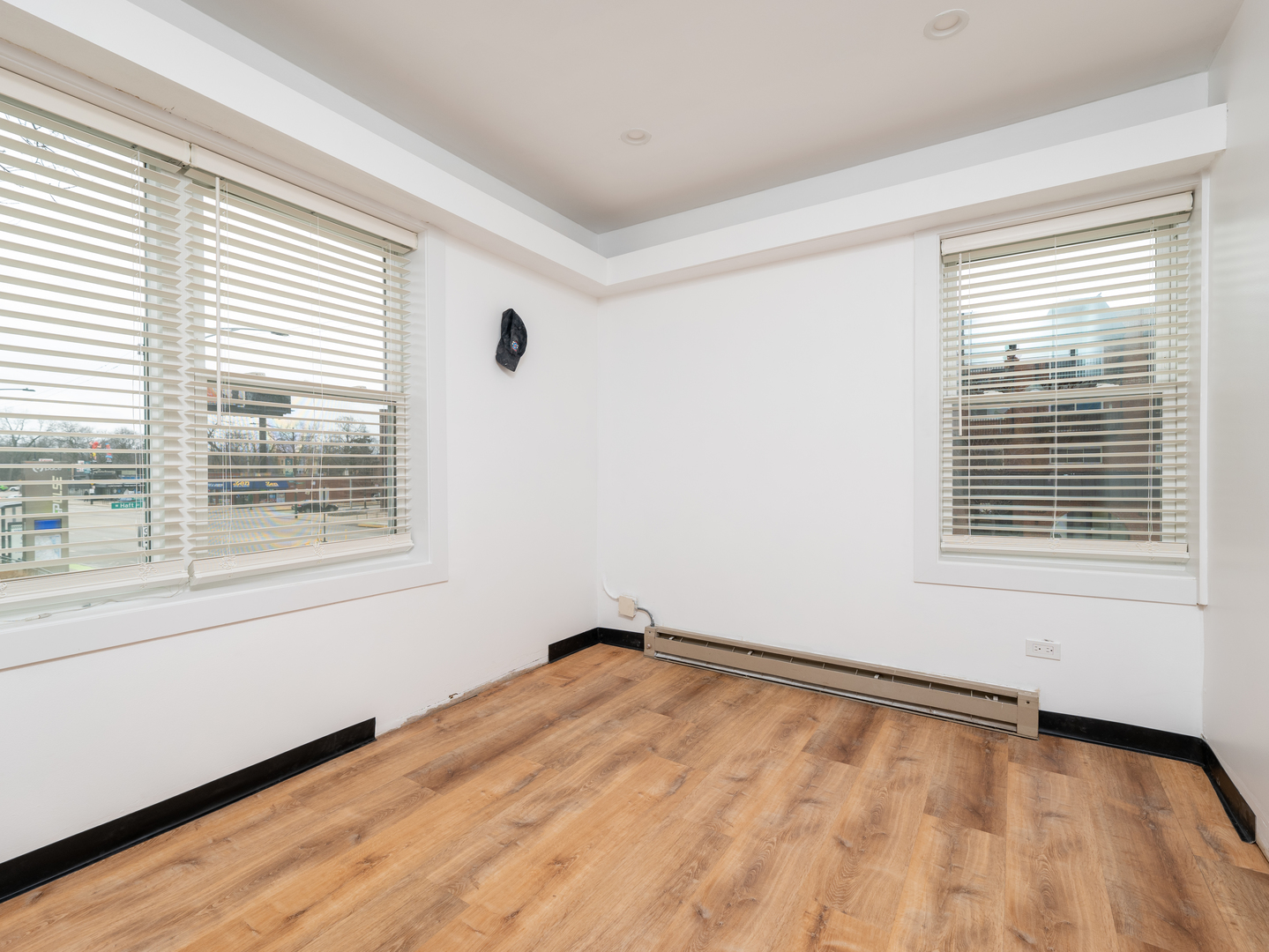 6324 N Milwaukee Avenue Property Photo 22