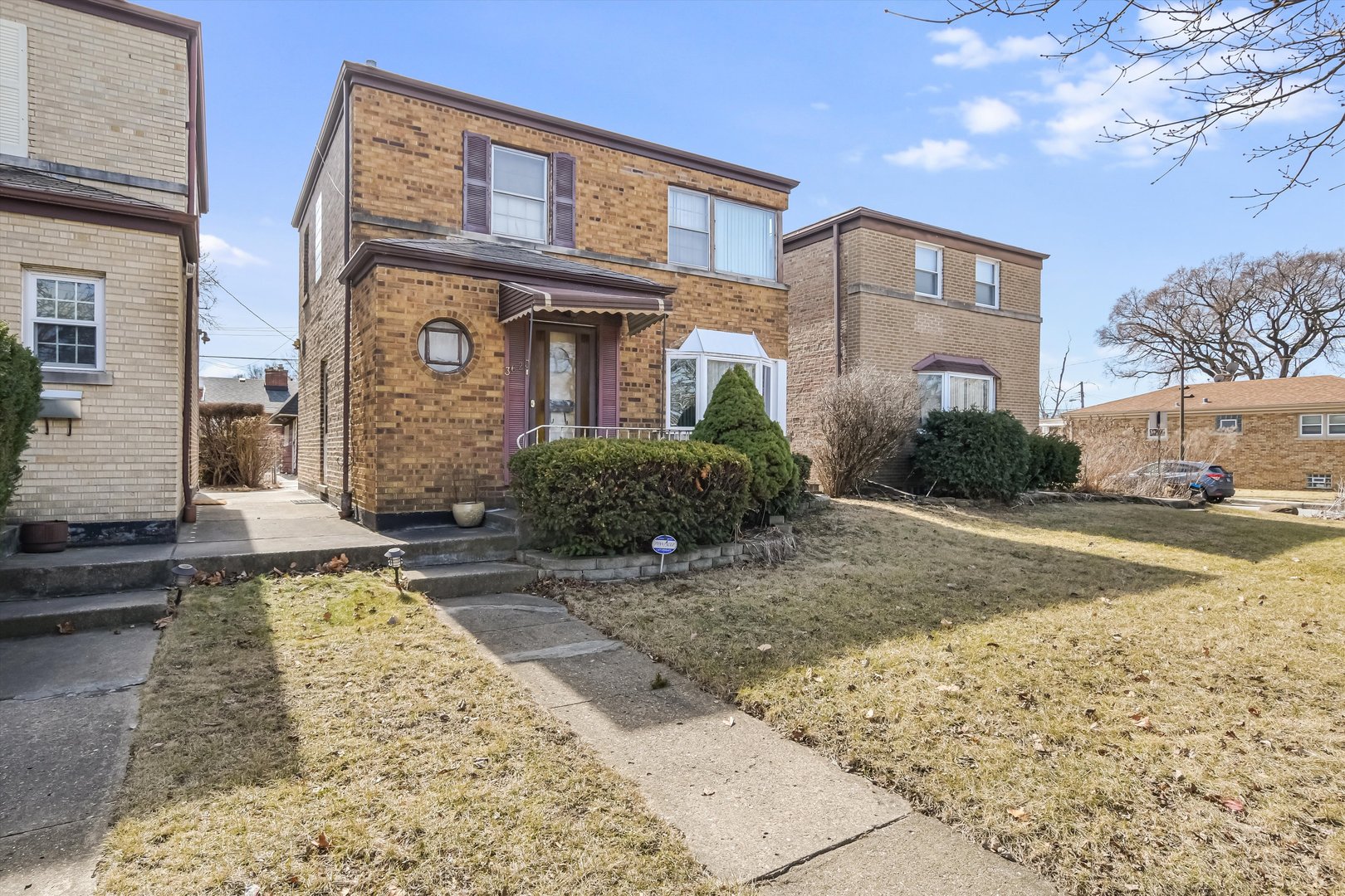 3623 W Foster Avenue Property Photo 1