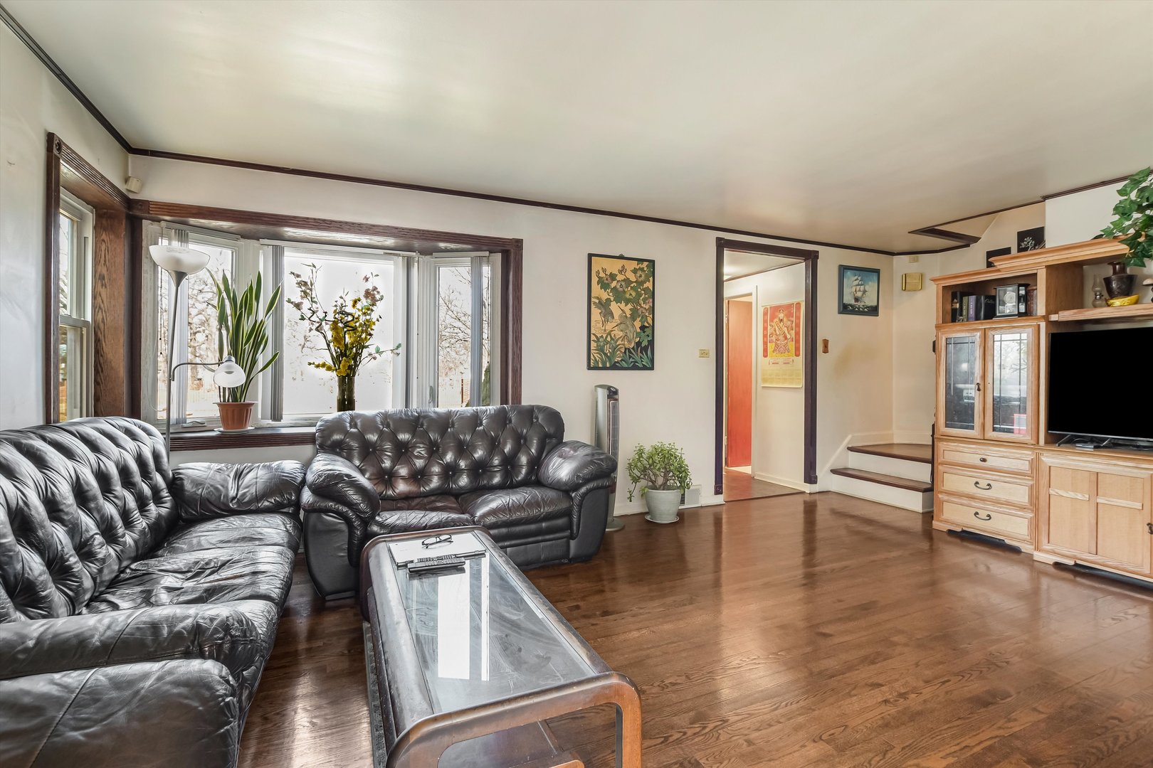3623 W Foster Avenue Property Photo 6