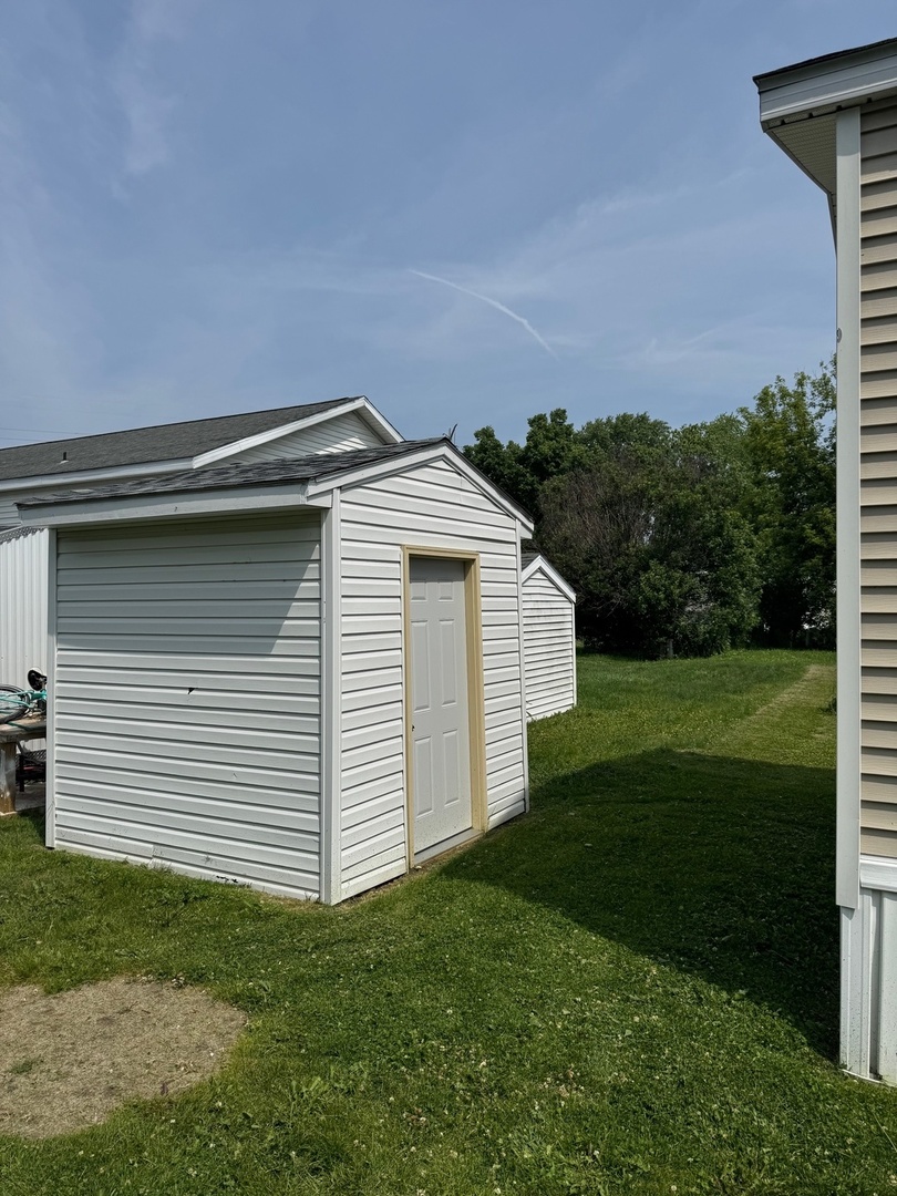 638 Sterling West Drive 638 Property Photo 18