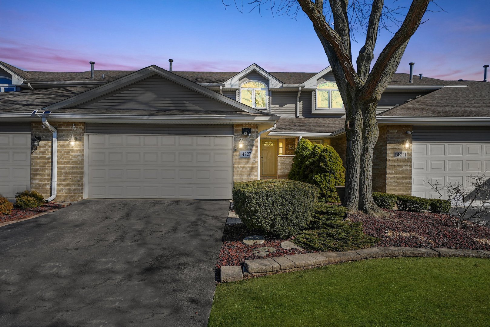 14227 Brighton Court Property Photo