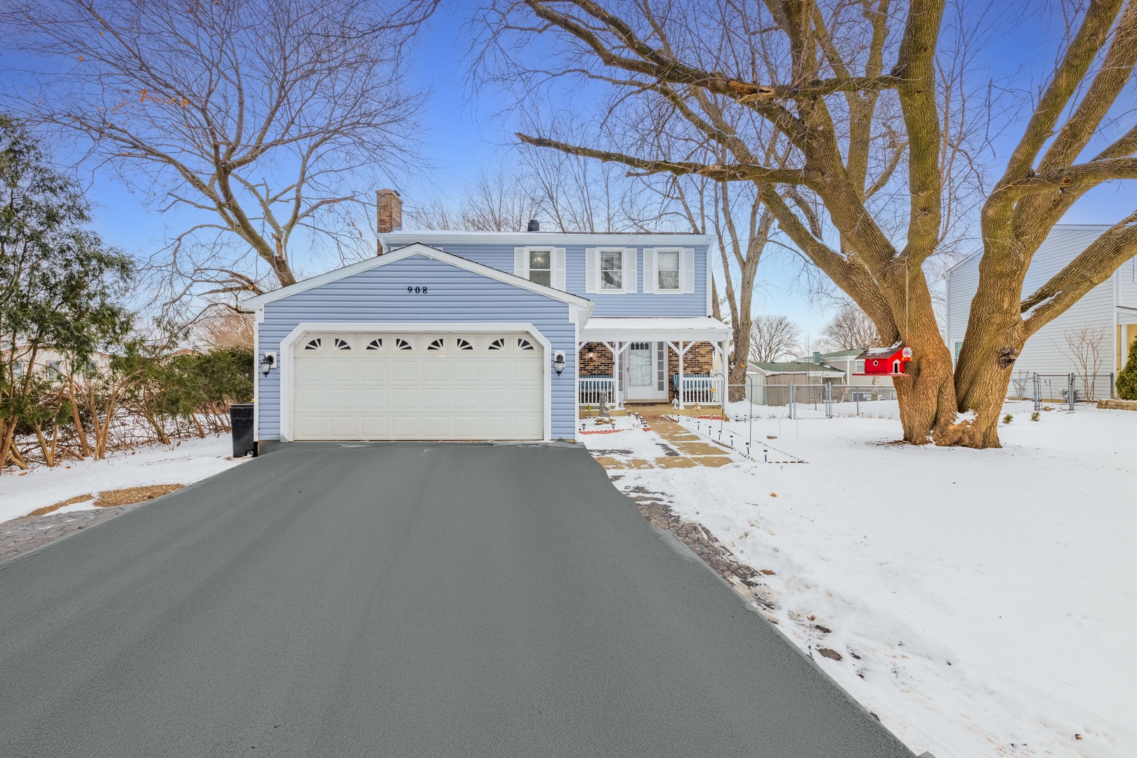 908 Saginaw Court Property Photo