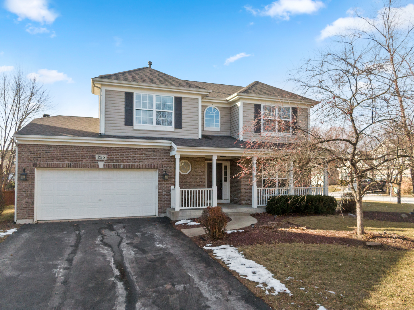 255 Creekside Ct Property Photo