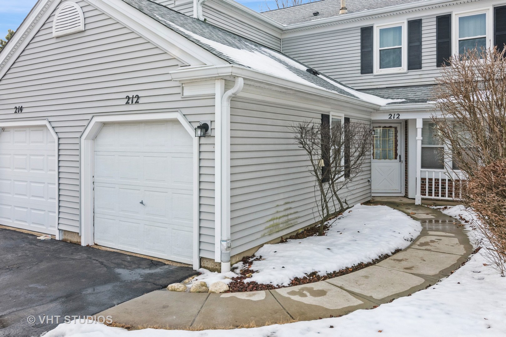 Hamptons Real Estate Listings Main Image