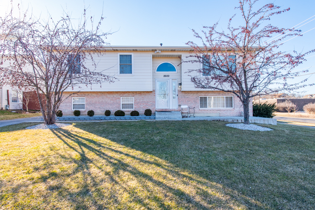 2600 Hampson Court Property Photo