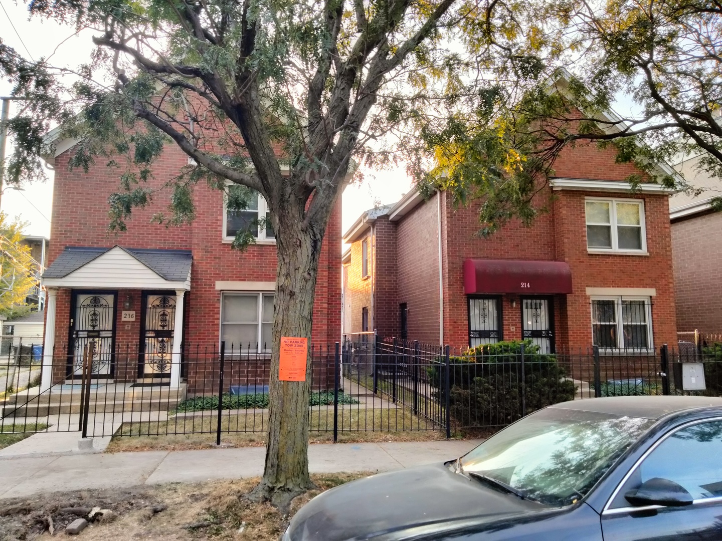 214 S Leavitt Street Property Photo
