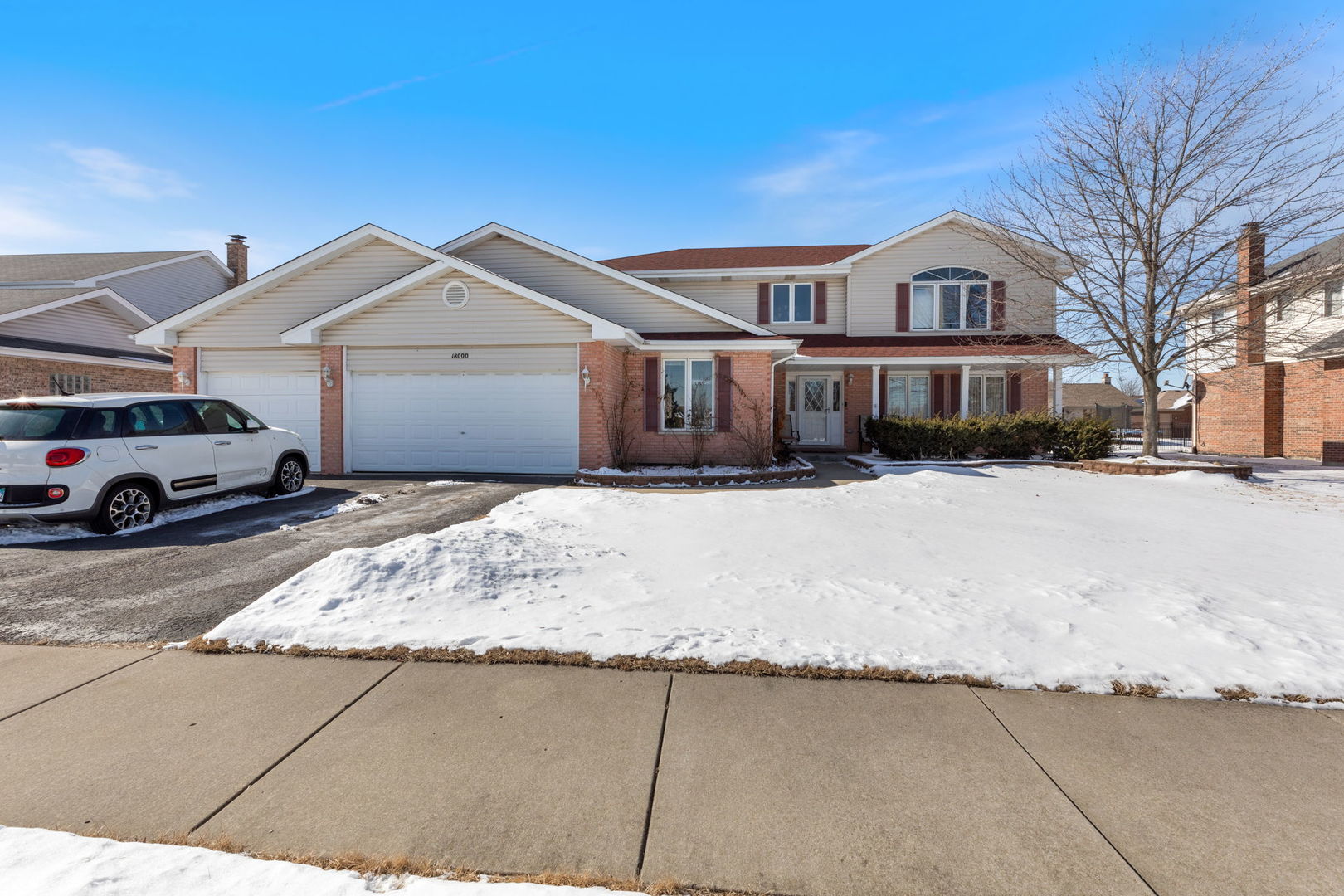 18000 Sippel Drive Property Photo