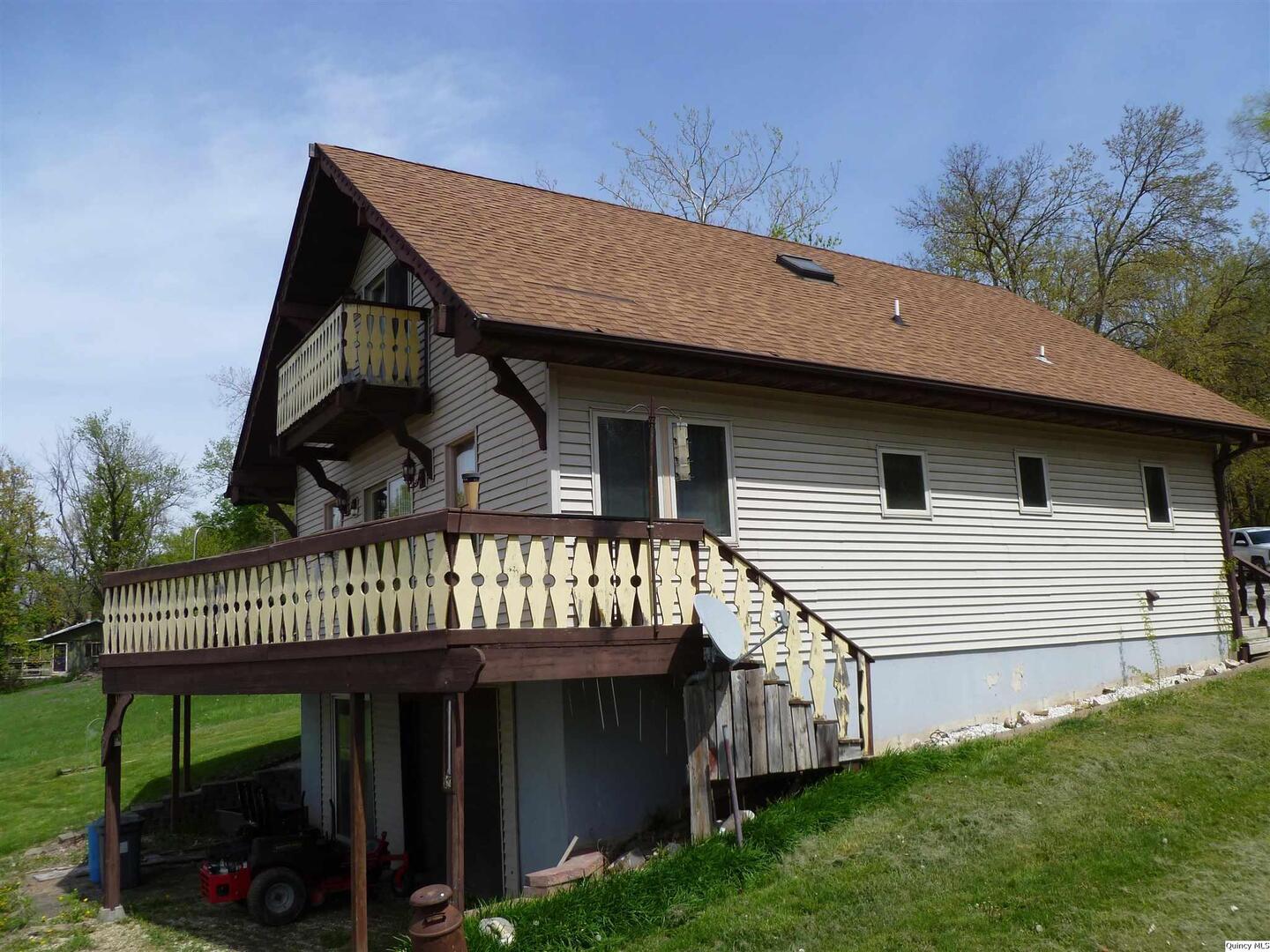 Warsaw Real Estate Listings Main Image
