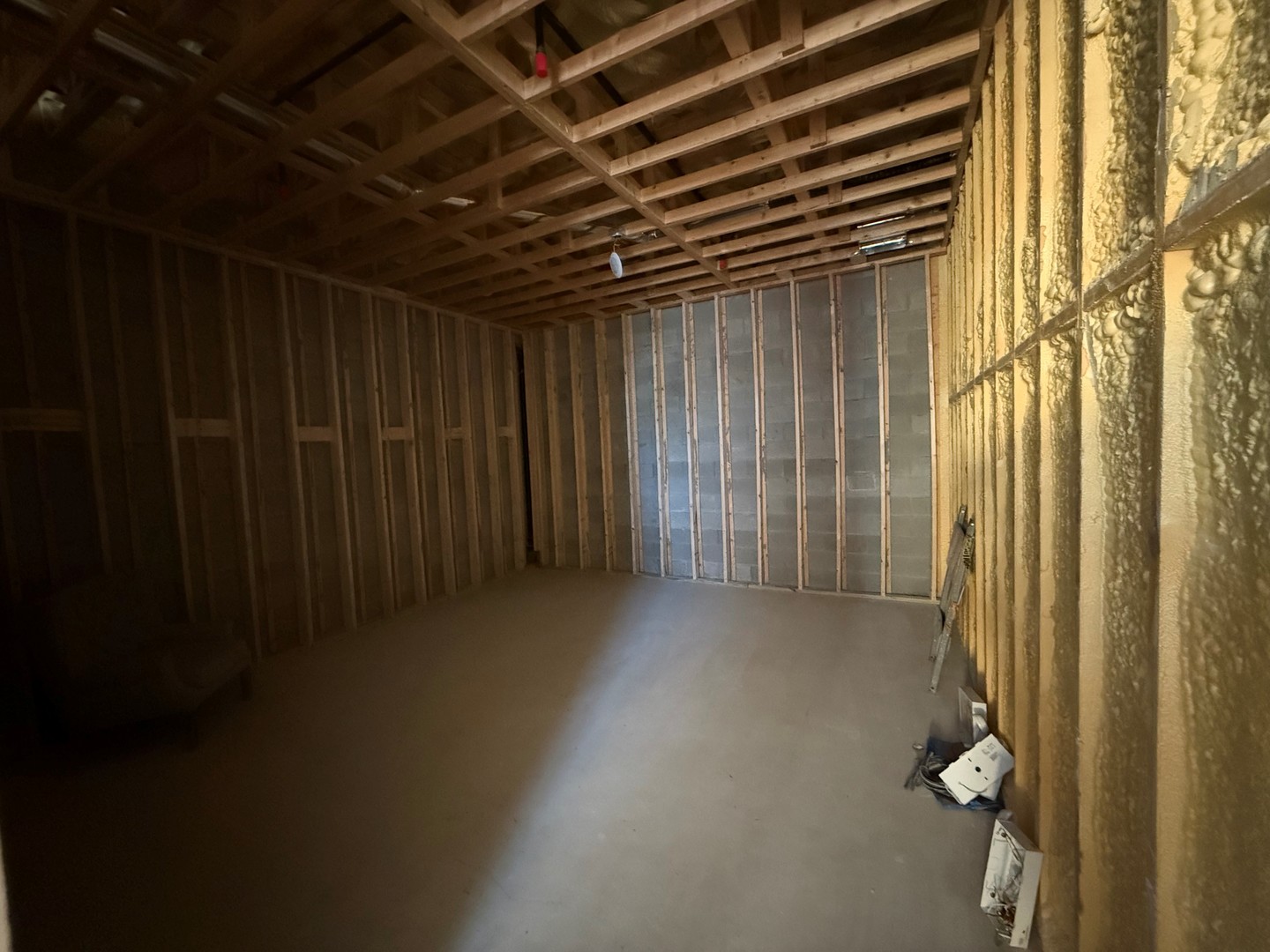 2423 W Fullerton Avenue Property Photo 3