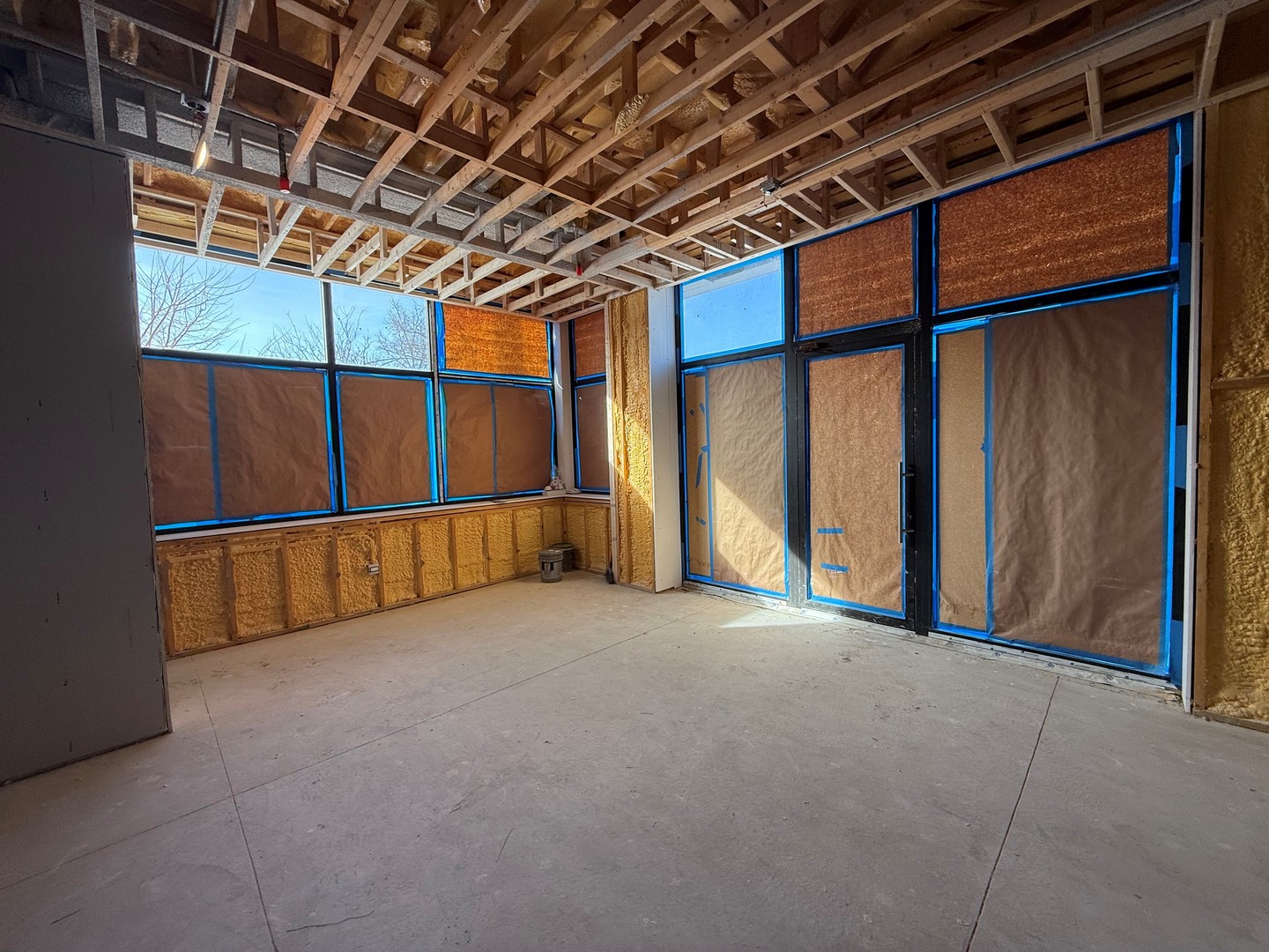 2423 W Fullerton Avenue Property Photo 4