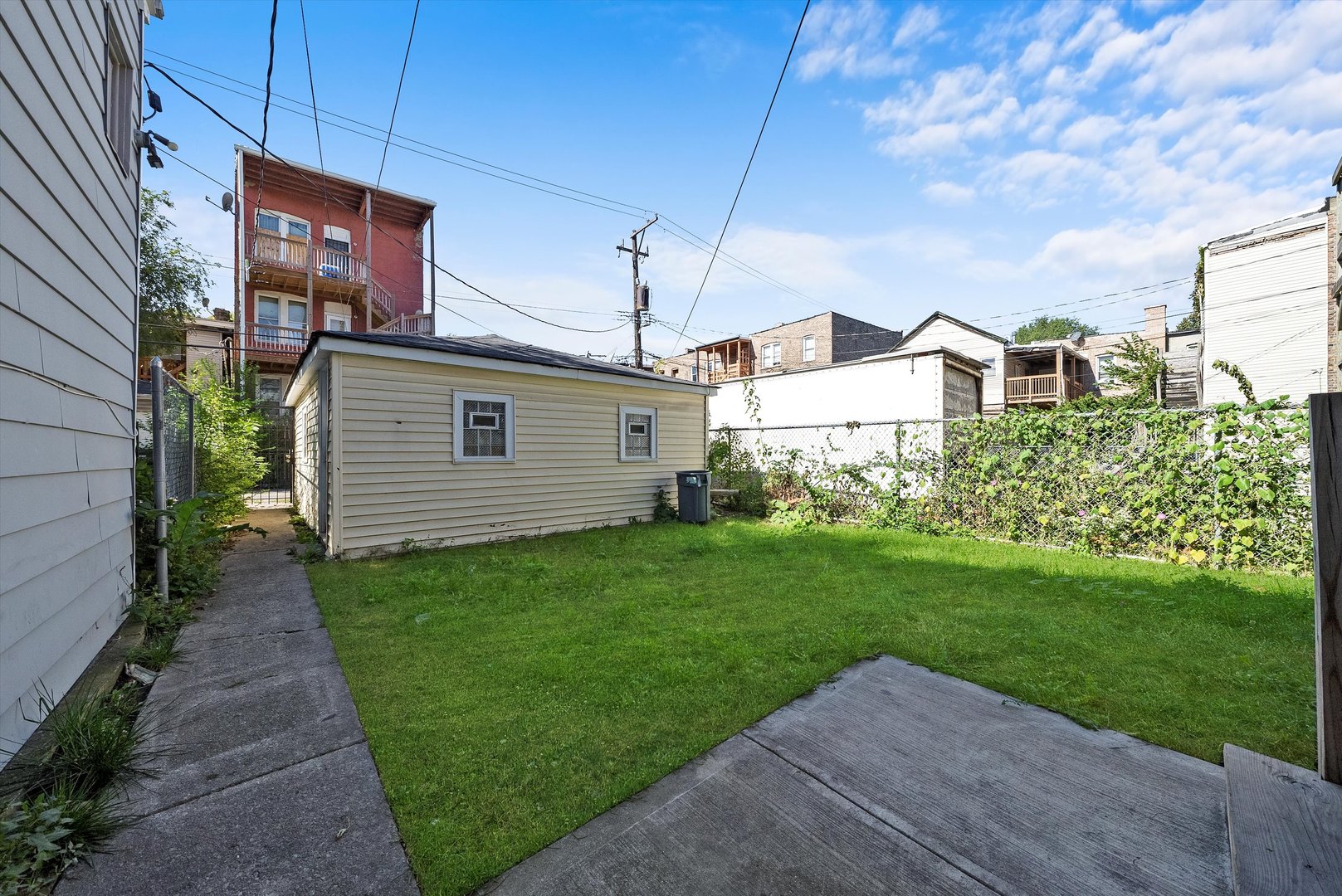 1812 S Hamlin Avenue Property Photo 17
