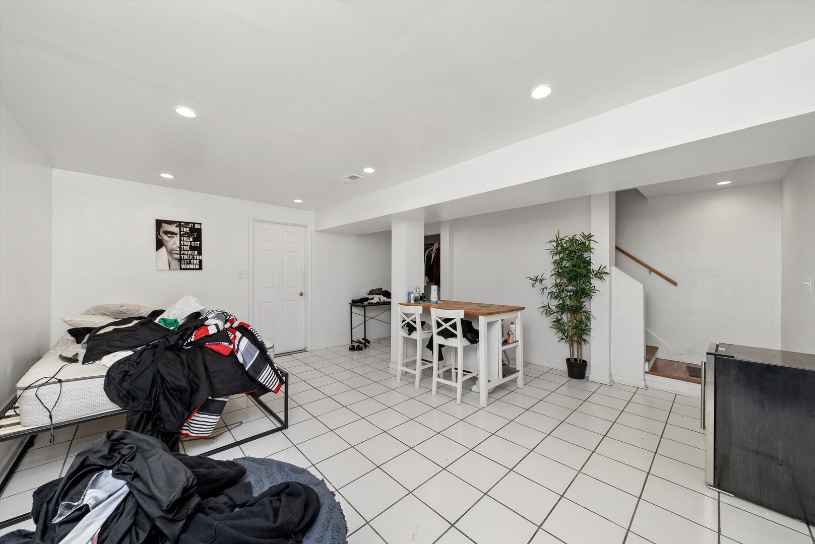 1812 S Hamlin Avenue Property Photo 19