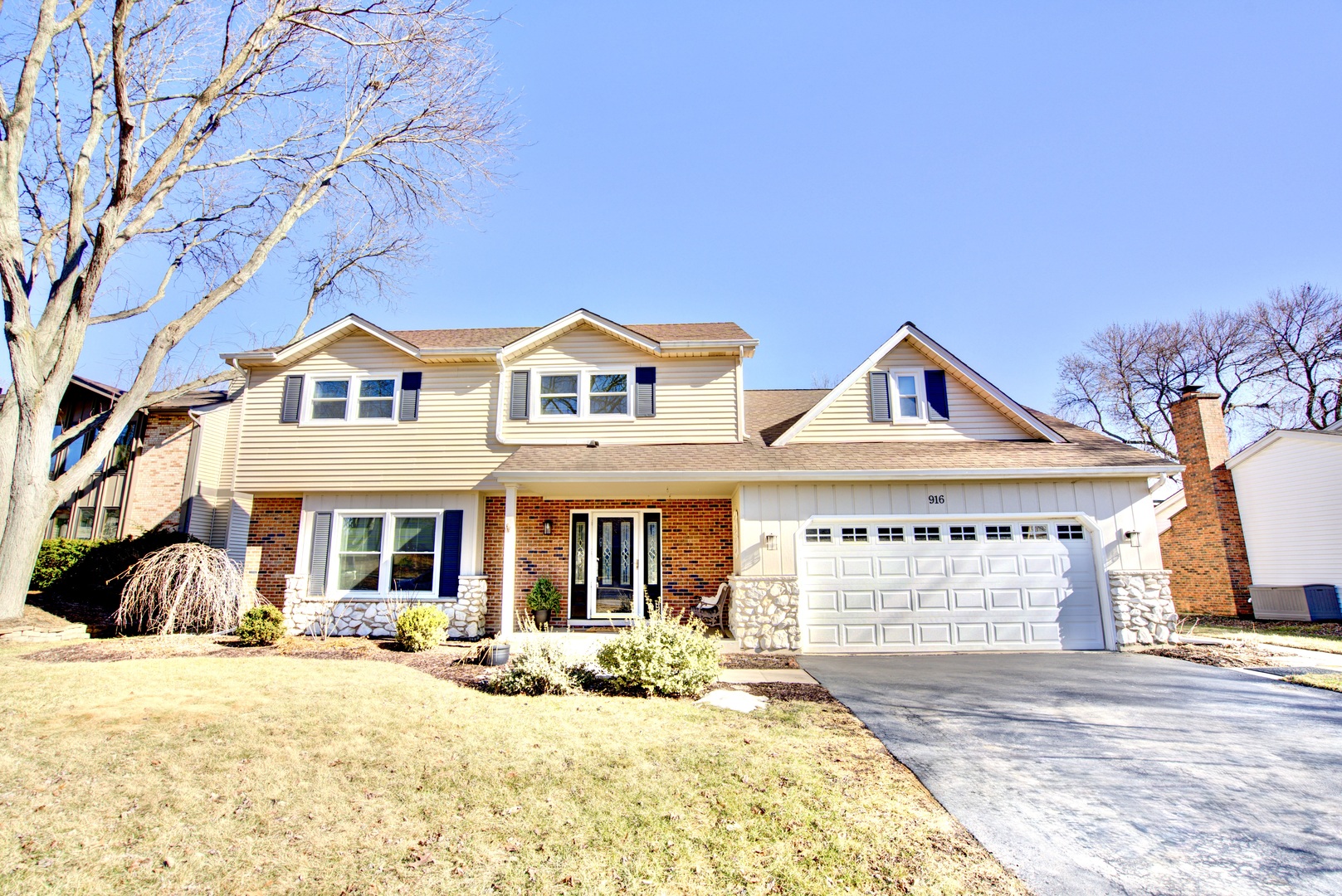 916 Jaipur Street Property Photo
