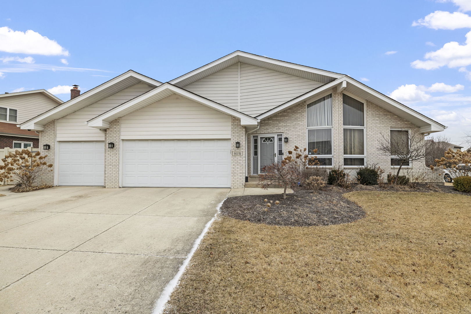 8031 Stonegate Drive Property Photo