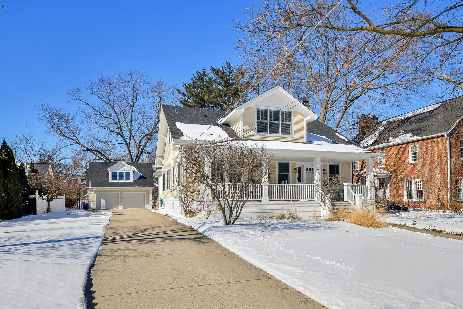 916 N Wheaton Avenue Property Photo