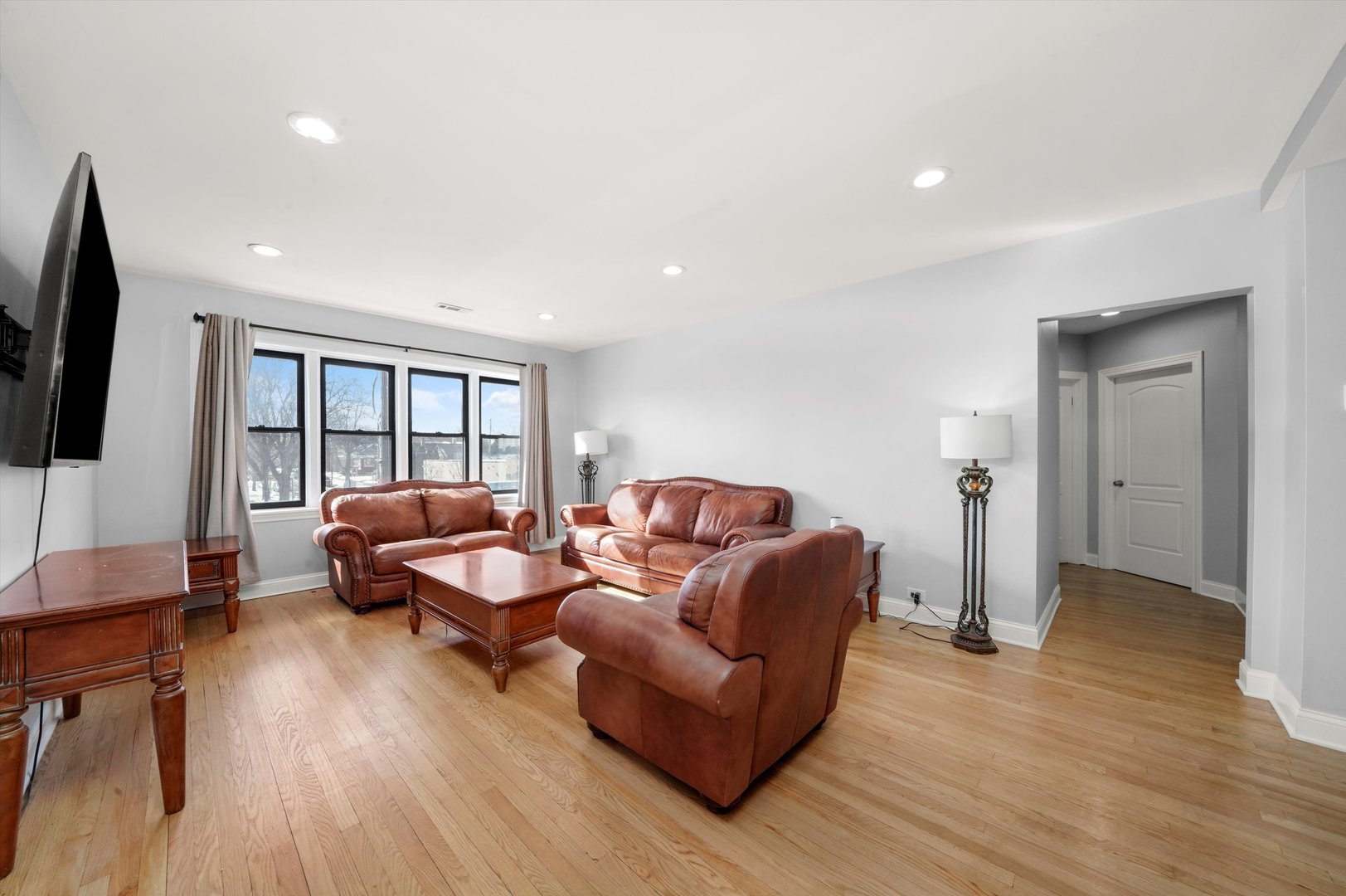 2022 W 95th Street Property Photo 11