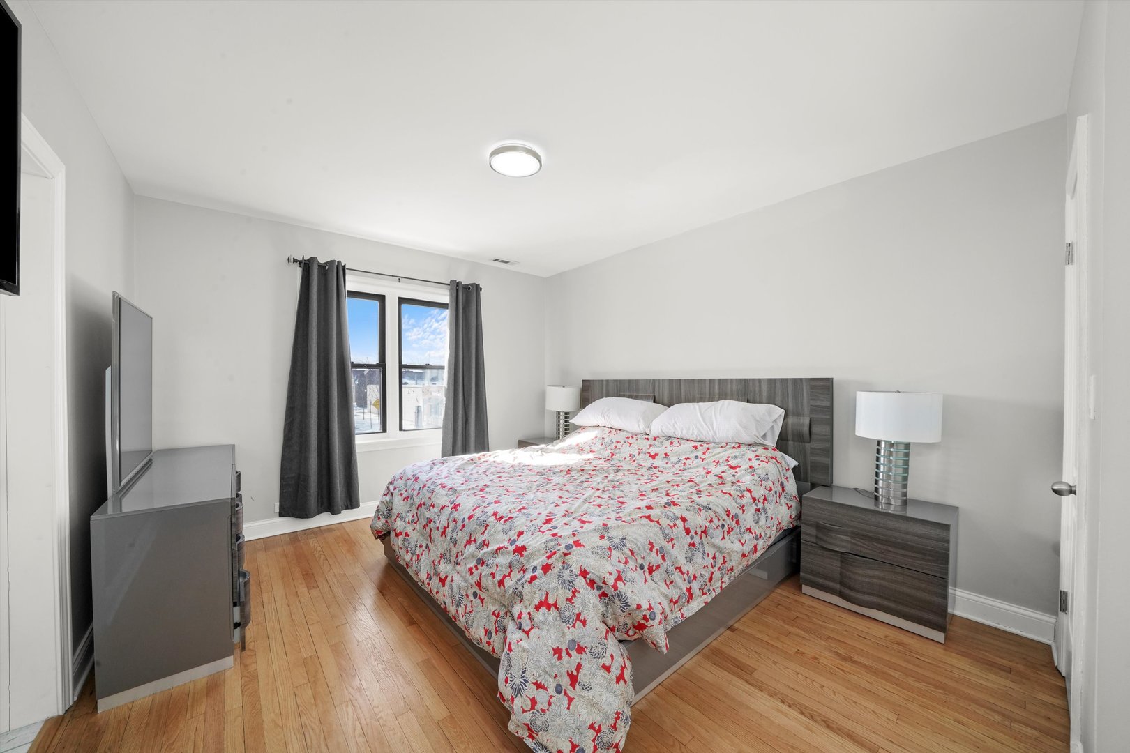 2022 W 95th Street Property Photo 13