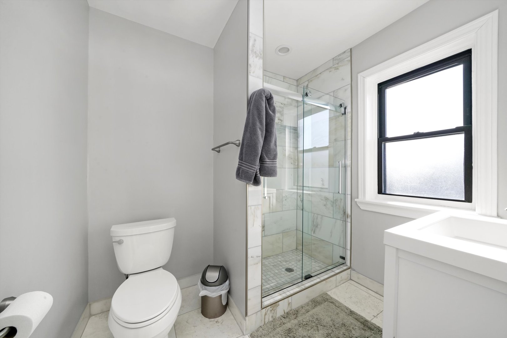 2022 W 95th Street Property Photo 14