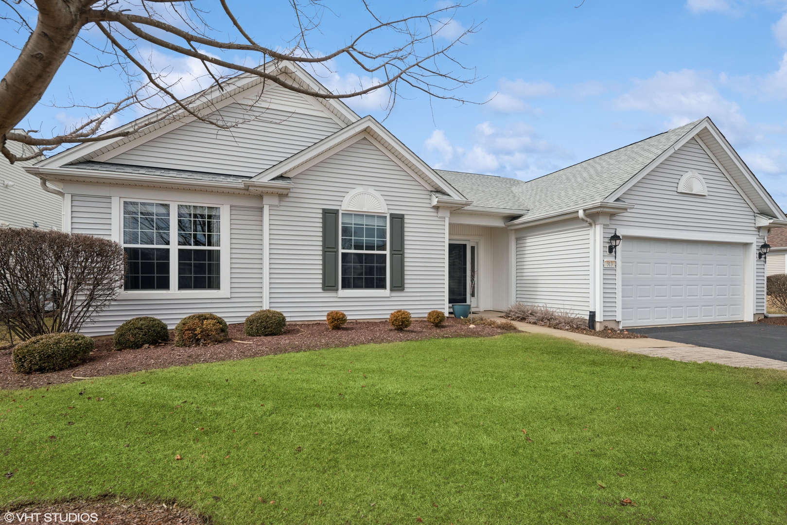 313 Capital Drive Property Photo