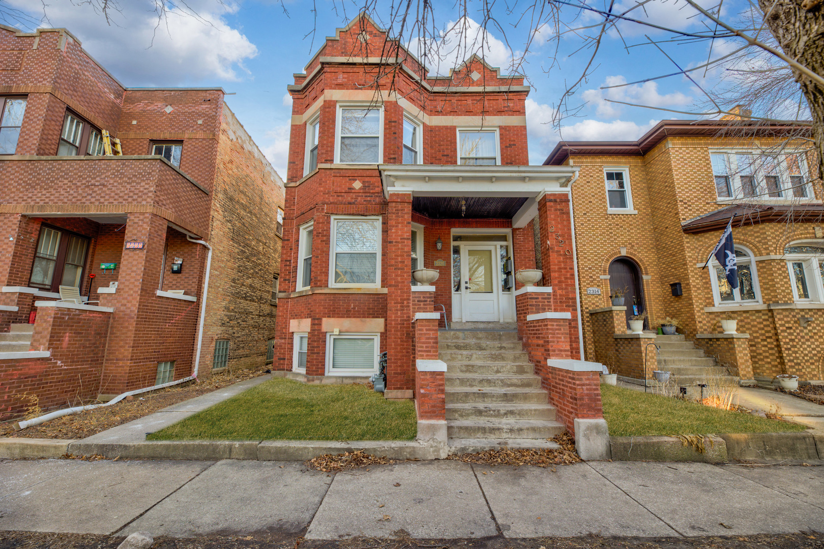 2320 Euclid Avenue Property Photo