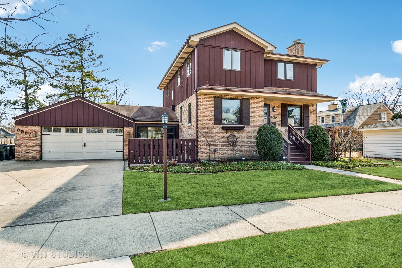 8537 Parkview Avenue Property Photo