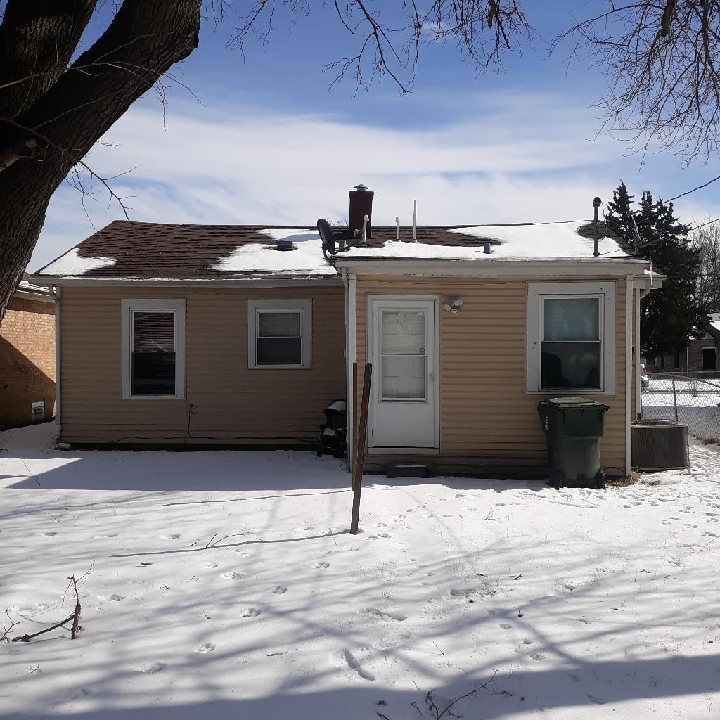 16324 Honore Avenue Property Photo 8