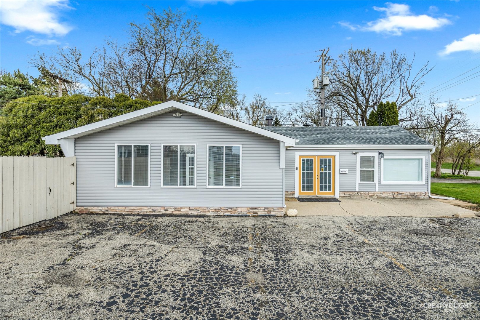 9560 S Il Route 31 Property Photo 1