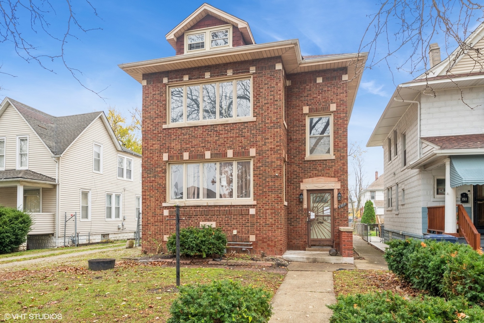 1309 S 7th Avenue Property Photo
