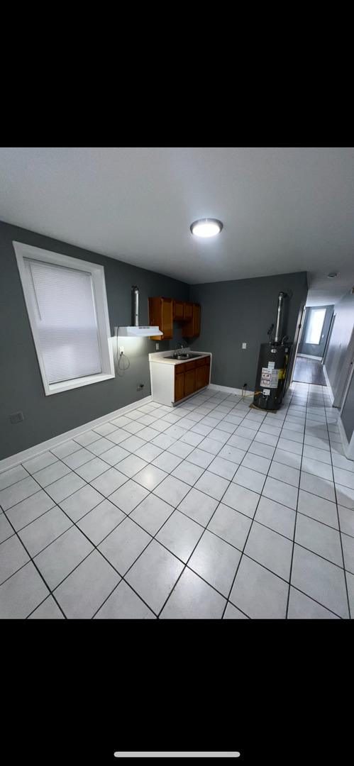 2407 S Spaulding Avenue Property Photo 7