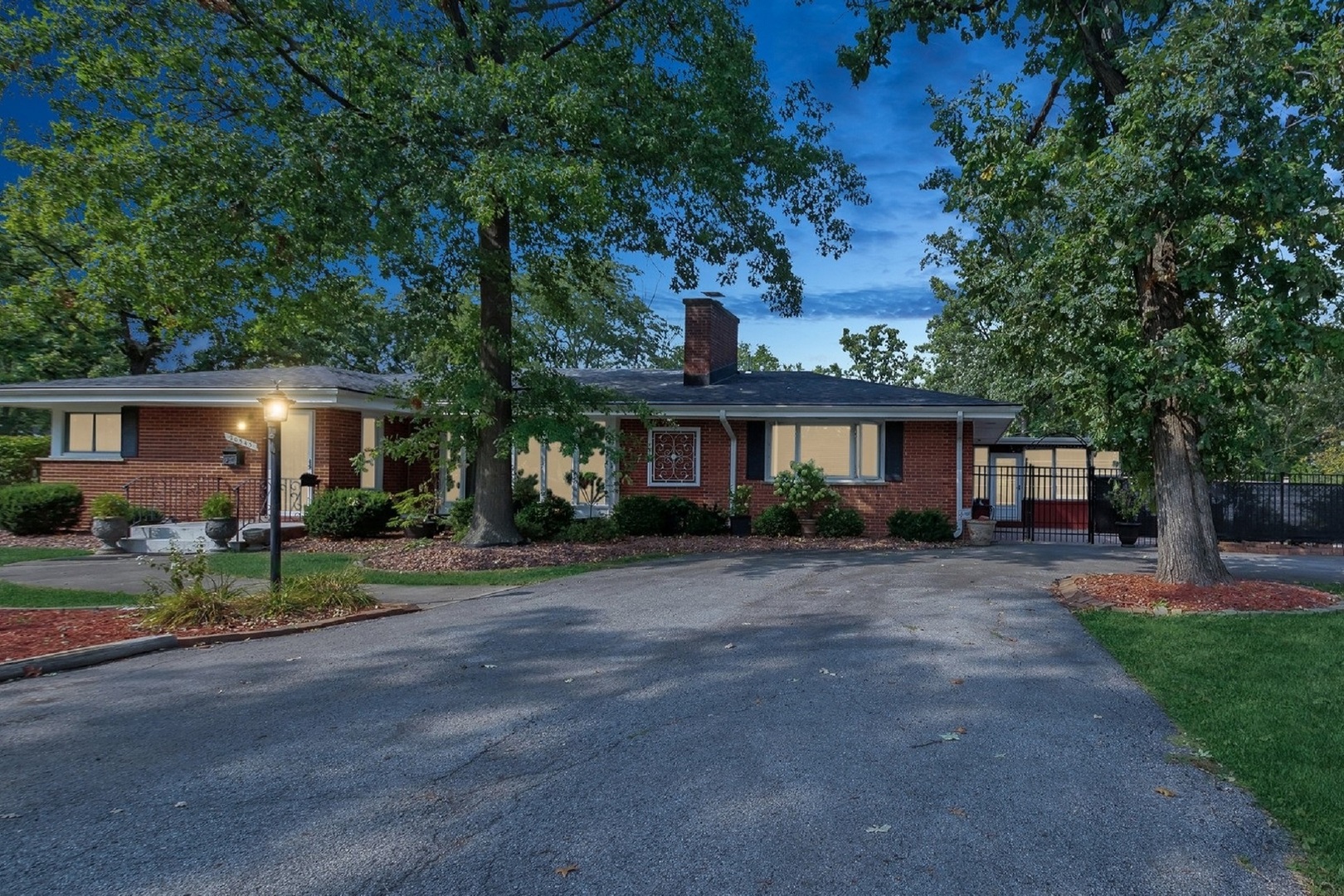 20543 Greenwood Drive Property Photo