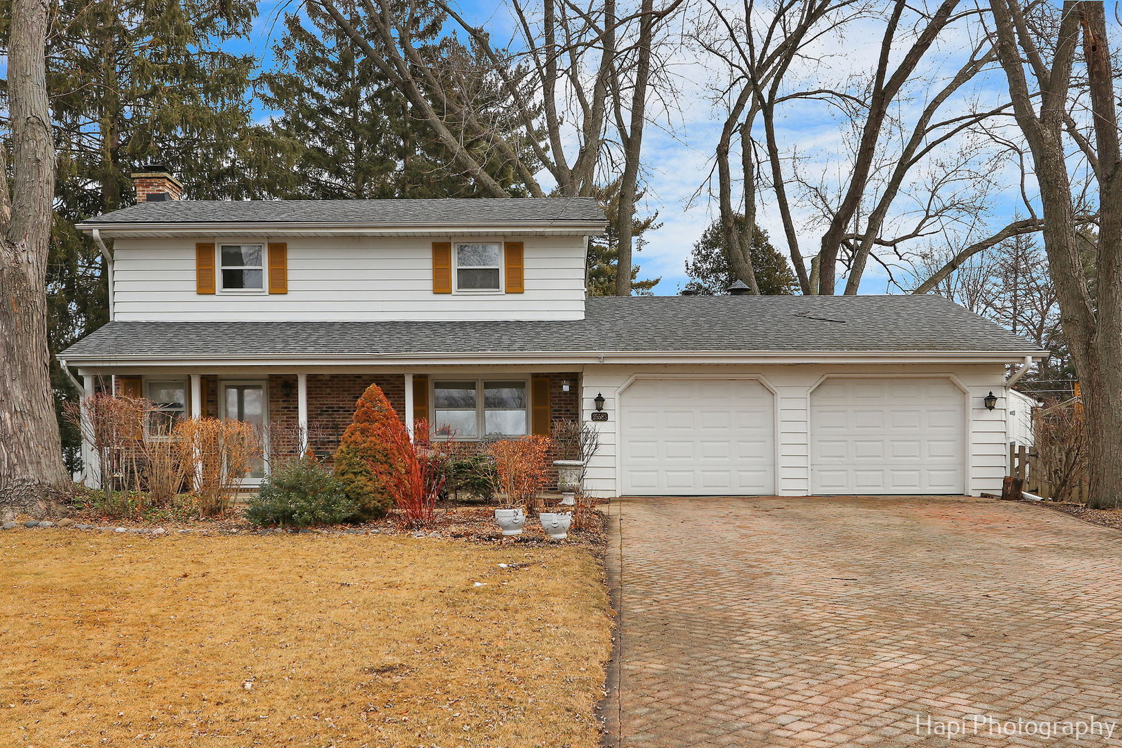 25583 W Lakeview Court Property Photo