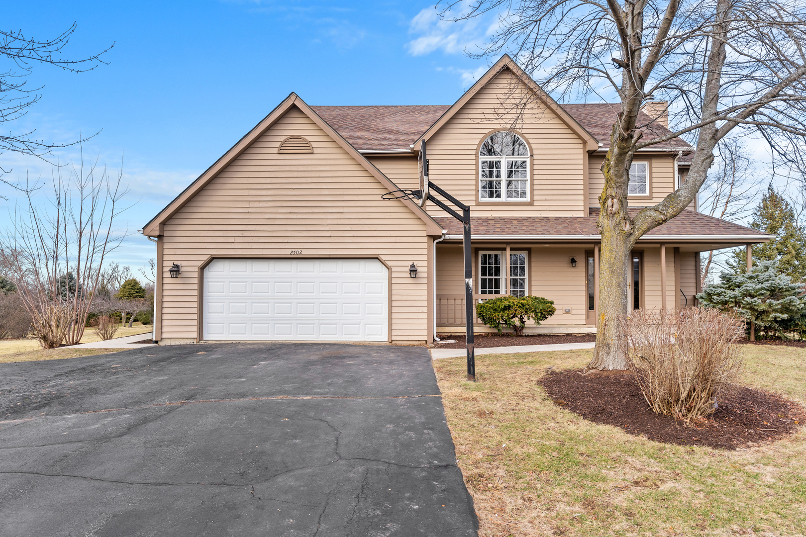 2502 Fox Bluff Lane Property Photo